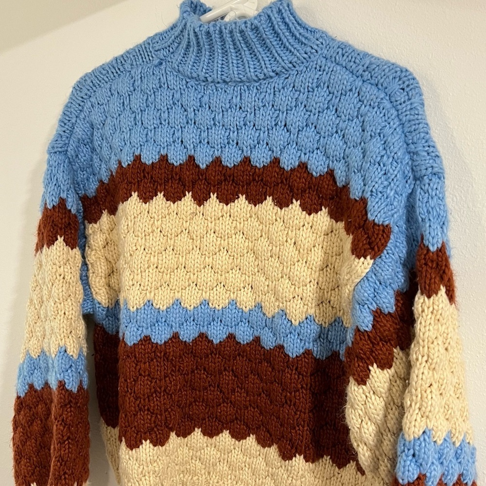 Forever 21 Color block oversized knit sweater size small cozy and casual wear - Picture 2 of 6
